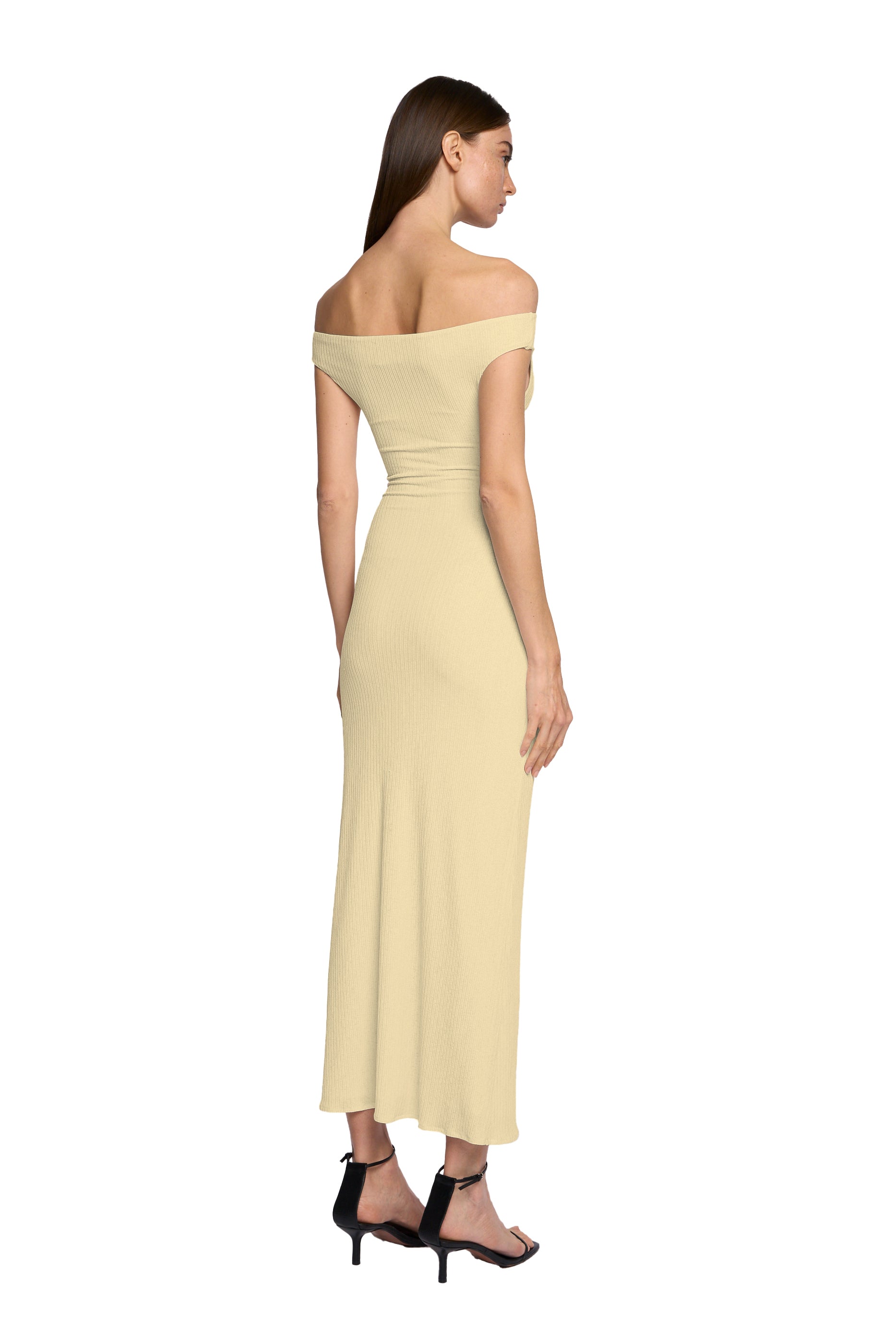 OFF SHOULDER STRAIGHT DRESS IN VANILLA