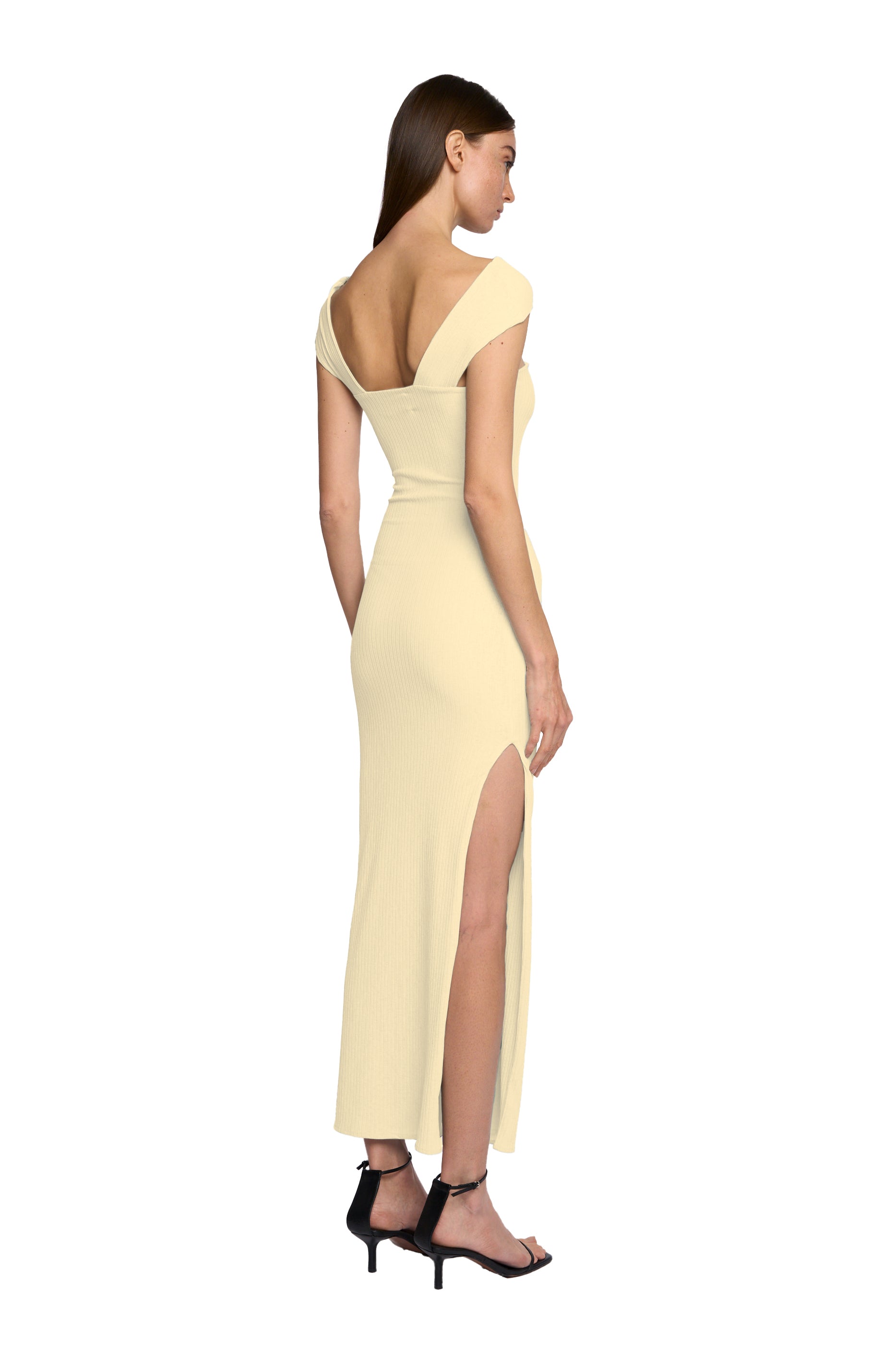 NECK TUBE DRESS IN VANILLA