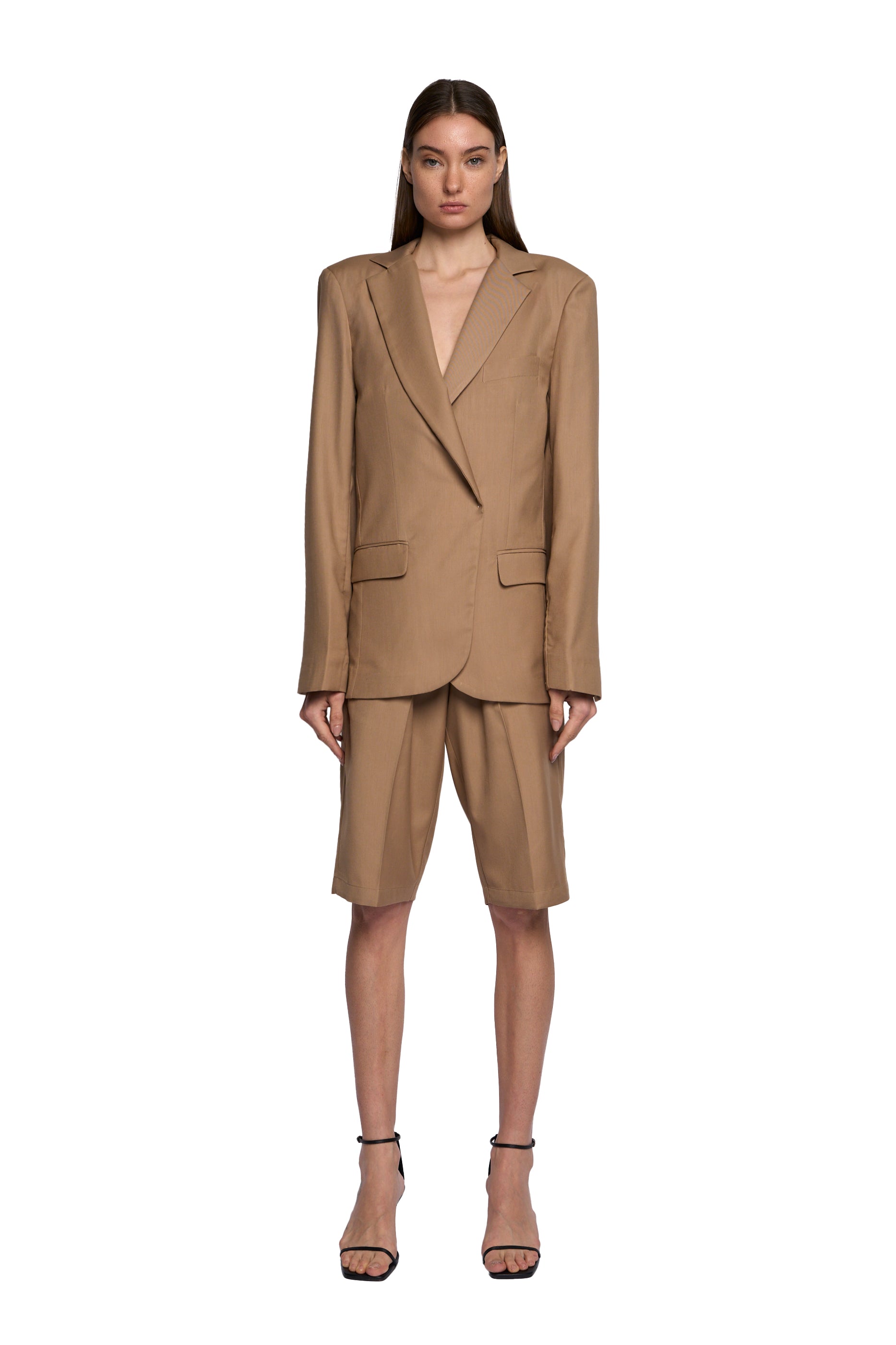 BOXY SUIT IN CAMEL